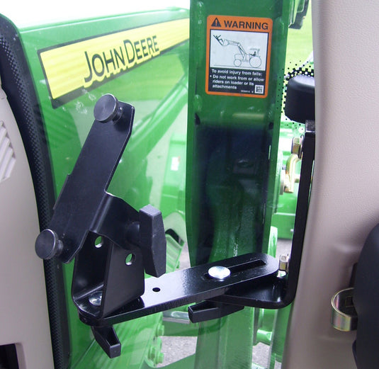 Vehicle Kit for Quick Change Bracket