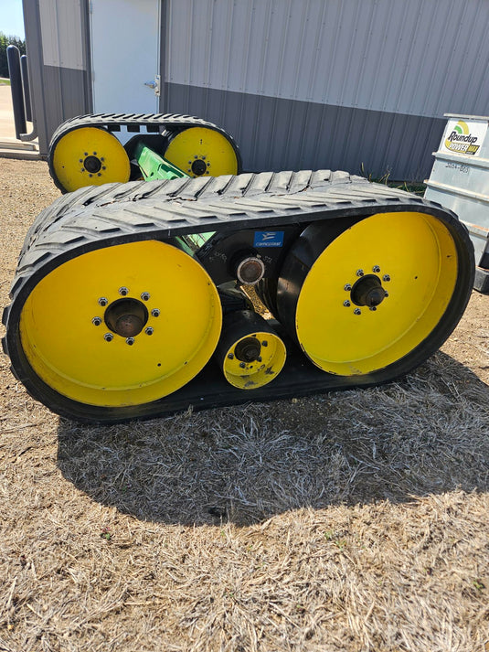 Tracks off John Deere DB60