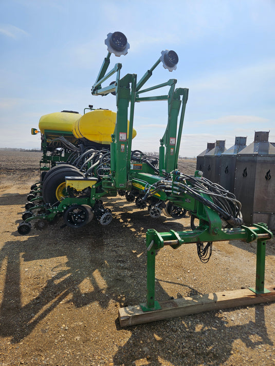 2013 John Deere 1770nt 16 row 30"
