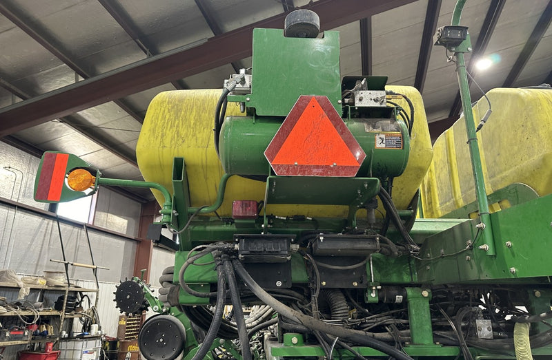 Load image into Gallery viewer, 2013 John Deere DB60
